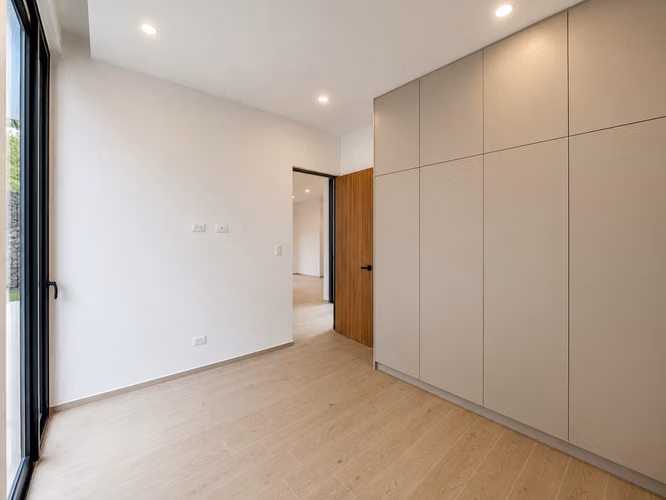 VENTA DE CASA NUEVA DE UN PISO EN CONDOMINIO, POZOS DE SANTA ANA