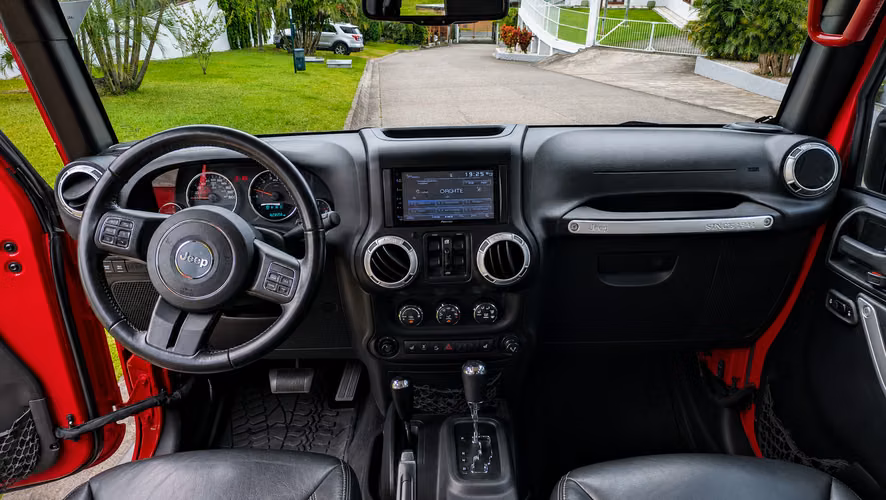 Jeep Wrangler Rubicon (tope linea)