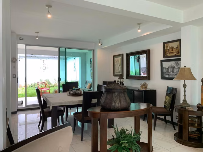 Se Alquila Exclusiva Casa Contemporánea en Condominio – Río Oro, Santa Ana - Imagen 14