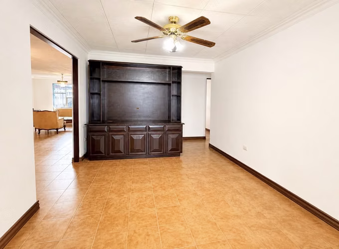 Alquiler y venta de CASA de una planta en Rohrmoser $2500 - Imagen 7