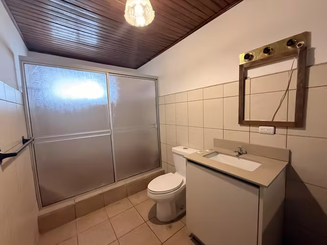 Alquiler y venta de CASA de una planta en Rohrmoser $2500 - Imagen 6