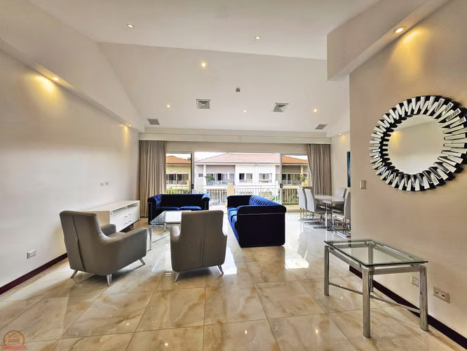 Penthouse Amueblado 3 Hab en Escazú | Cerca de Multiplaza | $2.500