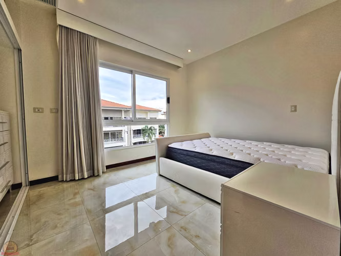 Penthouse Amueblado 3 Hab en Escazú | Cerca de Multiplaza | $2.500