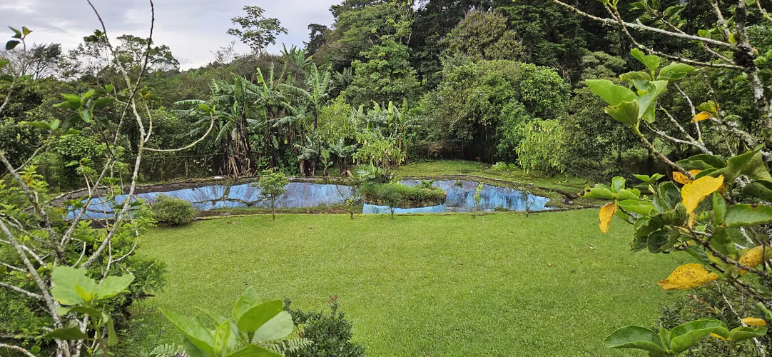 Vendo casa con amplio terreno en San Isidro de Heredia - Imagen 16