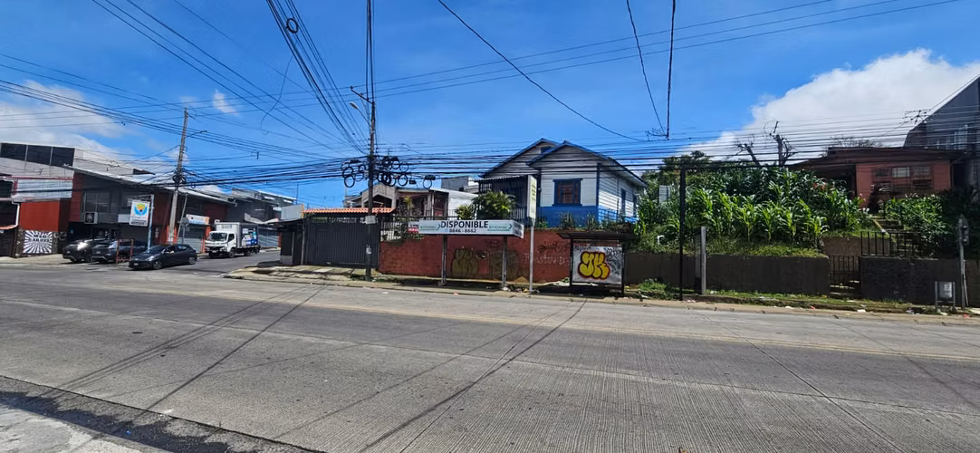 Propiedad comercial en venta sobre carretera nacional – Alto de Guadalupe