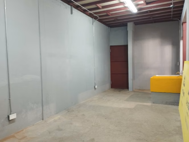 Venta de bodega en San Pedro Montes de Oca, San José 18104