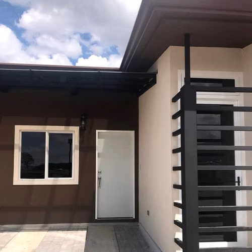 Casa 2 dormitorios 2 parqueos 2 baños, Terrazas del Norte, San Rafael Alajuela