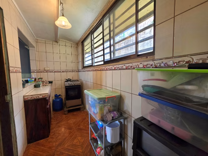 Venta de Casa en San Juan de Naranjo | Amplia Zona Verde
