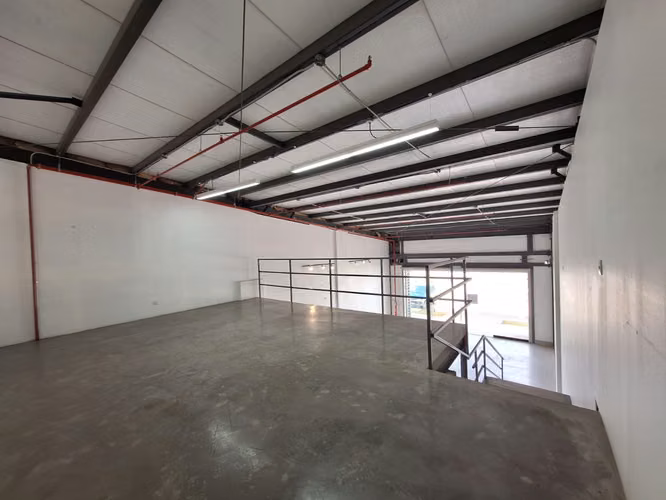 Local Comercial 161m² en Lindora | En Boulevard | Venta o Renta - Imagen 13