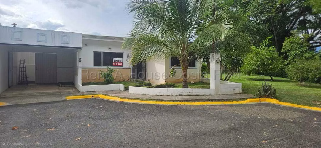 House for Sale in Málaga Condominium, Alajuela.