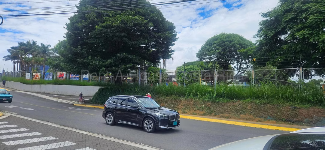 Venta de Lote Comercial en San Juan-La Unión de Cartago. - Imagen 6