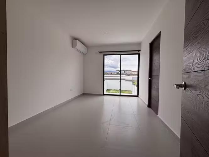 Alquiler Casa Nueva en San Antonio de Belen -Heredia