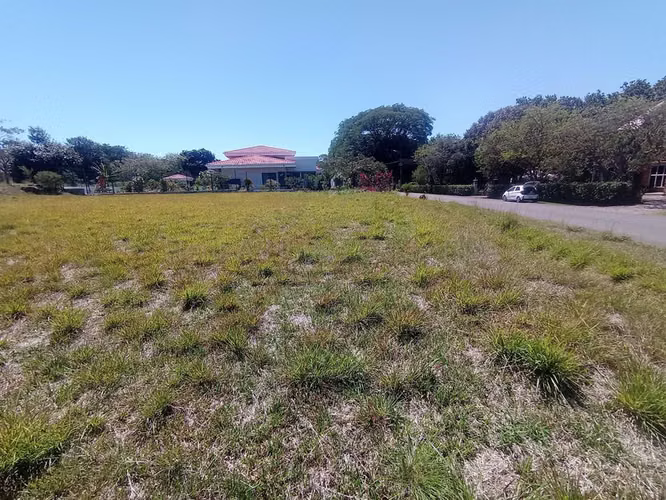 Venta de Espectacular Lote en Hacienda Los Reyes, en La Guácima de Alajuela RZ - Imagen 4