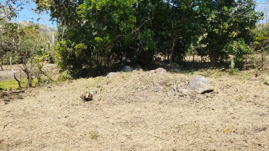 Lote de 472m2 en la radial de Atenas ideal para uso mixto