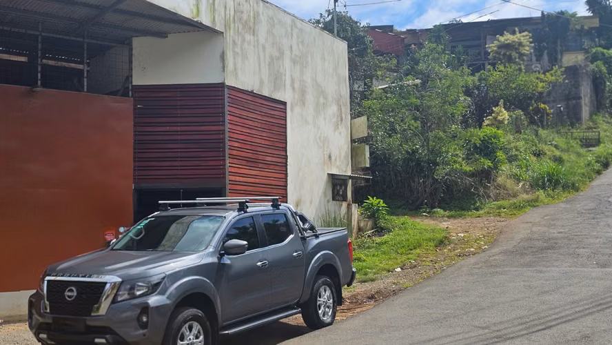 Venta de Bodega y Local Comercial en San Ramón, Alajuela