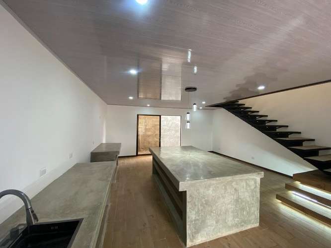 LOFT NUEVO EN ROHRMOSER - Imagen 2