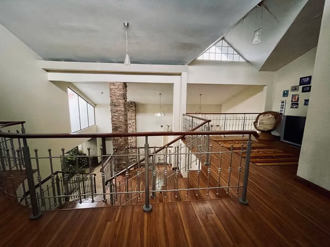 Casa 5 Habitaciones en Condominio, Sabanilla, Montes de Oca, San José
