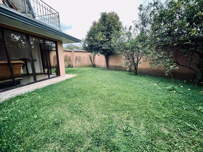 Casa 5 Habitaciones en Condominio, Sabanilla, Montes de Oca, San José