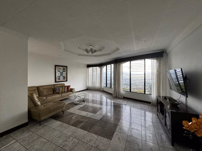 Alquiler de apartamento amueblado en San Antonio de Escazu 6027