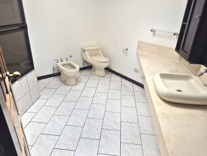 VENTA CASA $ 295.000 ESCAZU