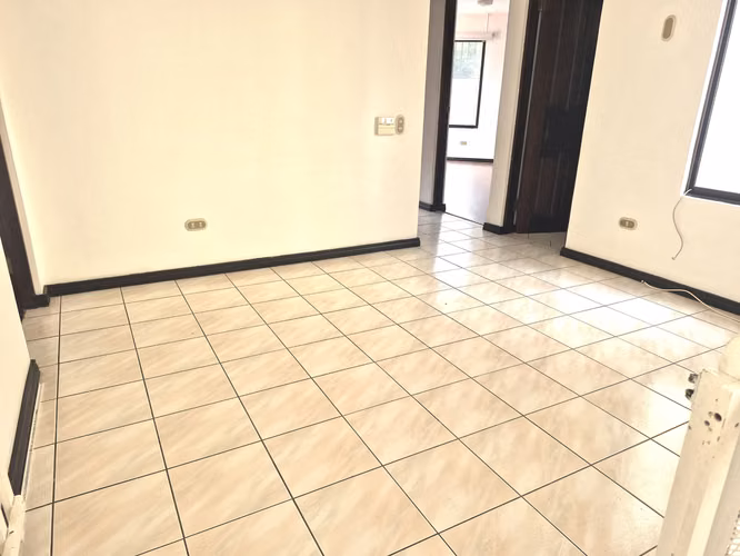 VENTA CASA $ 295.000 ESCAZU