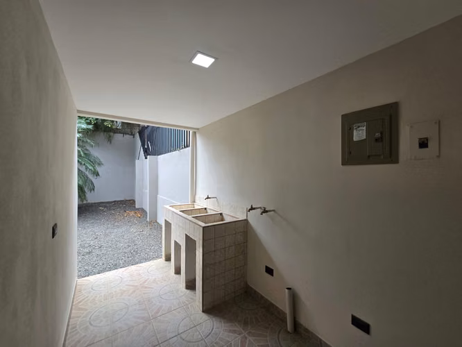VENTA DE CASA EN RESIDENCIAL PORTAL DEL VALLE, SAN FRANCISCO, HEREDIA - Imagen 11