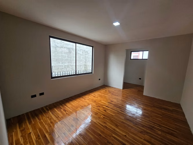 VENTA DE CASA EN RESIDENCIAL PORTAL DEL VALLE, SAN FRANCISCO, HEREDIA - Imagen 2