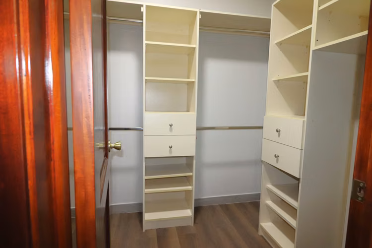 SE VENDE CASA en San Joaquín de Flores Condominio Montecristo SPM - Imagen 18
