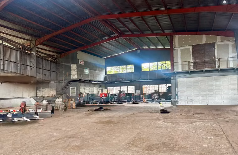 Bodega industrial 3.030 m² en La Uruca