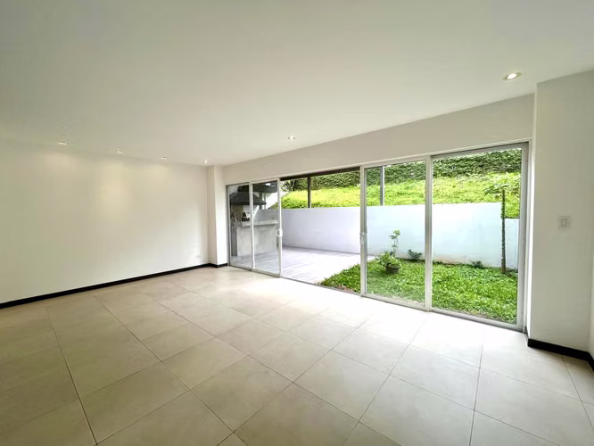 Casa moderna en Escazú, Bello Horizonte