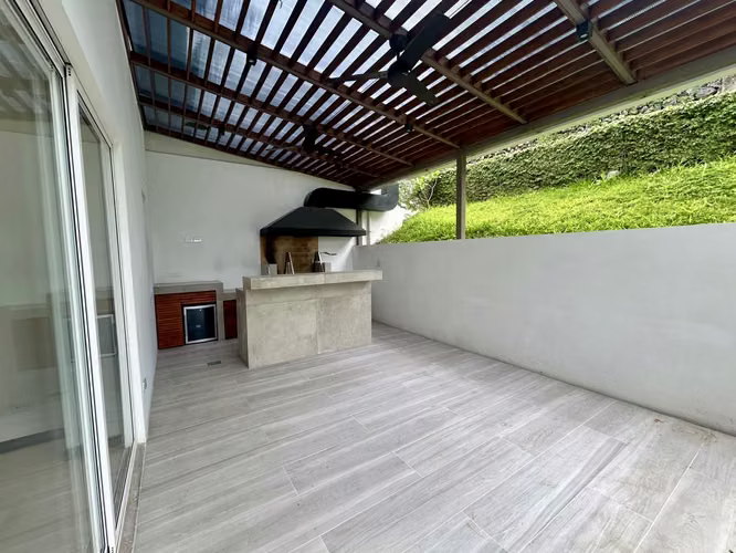 Casa moderna en Escazú, Bello Horizonte