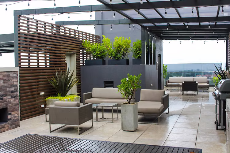 VENTA DE Apartamento en Condominio Nueve 84 de 3 habitaciones con vista al bosque - Imagen 3