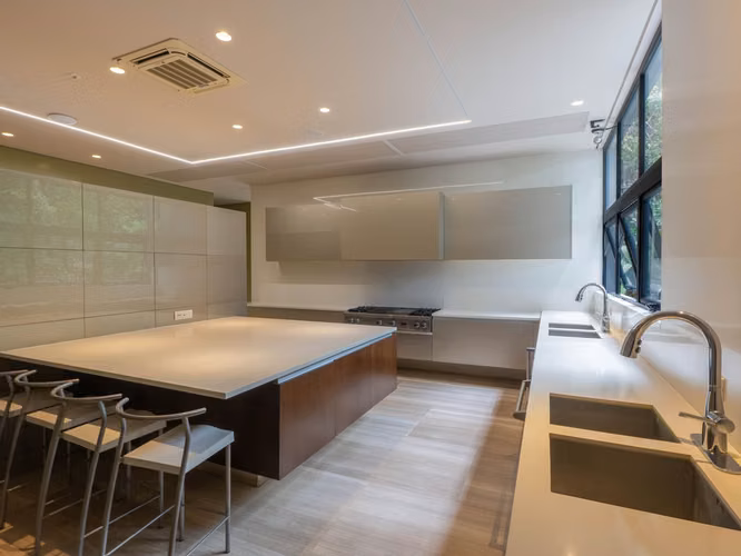 VENTA DE  CASA EN CERRO ALTO RODEADA DE NATURALEZA*