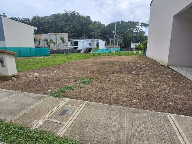 LOTE EN VENTA CONDOMINIO CASA PRAIA, JACÓ PUNTARENAS