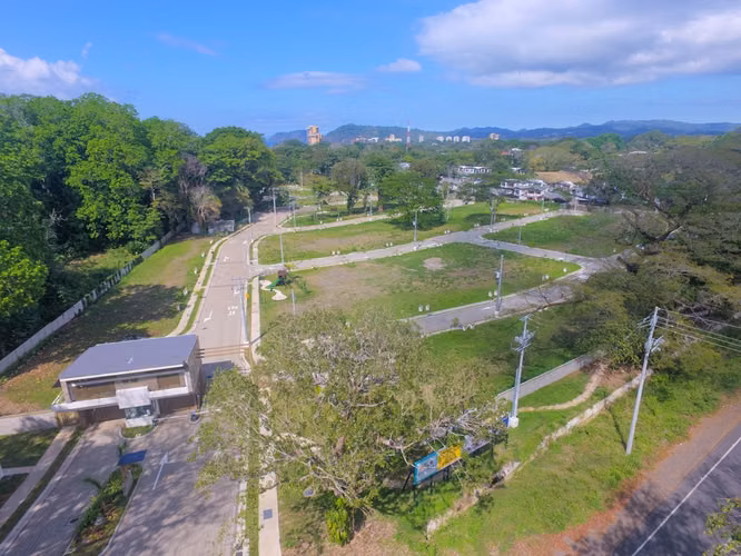 LOTE EN VENTA CONDOMINIO CASA PRAIA, JACÓ PUNTARENAS