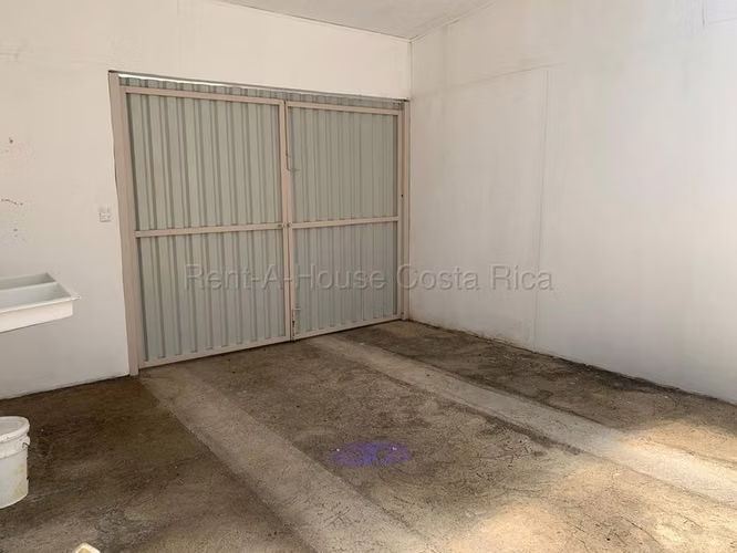 Venta de casa en condominio Malaga, San Antonio - Imagen 4