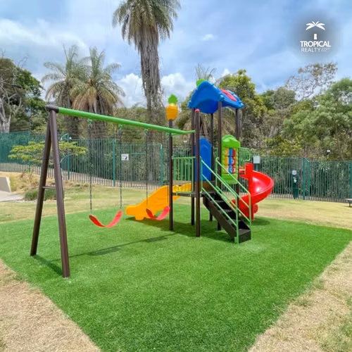 Moderna Casa Tipo Townhouse en Venta en Escazú | Condominio con Amenidades | US$200,000