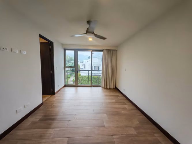 VENTA DE CASA EN CONDOMINIO TERRALTA, ESCAZÚ - Imagen 8