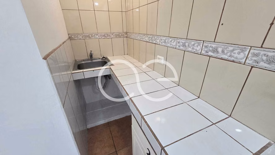 AE ARQUITECTURA | ALQUILER APARTAMENTO / OFICINA FRESES AE 1223