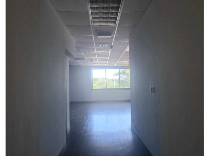 ALQUILER DE OFICINA, SAN JOSÉ, SANTA ANA, PARQUE EMPRESARIAL FORUM 1 - Imagen 3