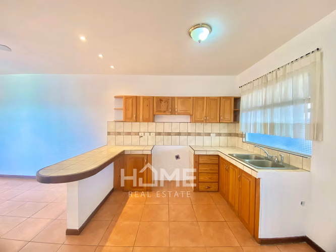 Alquiler de Apartamento en Guachipelin de Escazú dentro de Residencial 4200000
