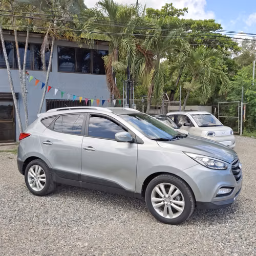 HYUNDAI  TUCSON 2015 SIN PRIMA