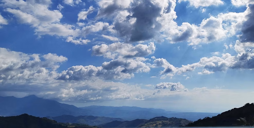 Price Slash! Ocean and Mountain View Lot close to Atenas and the beach