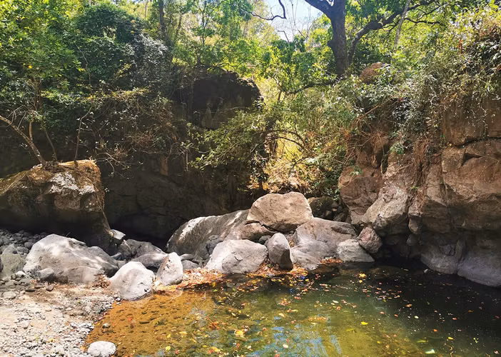 ¡Precio Rebajado! Lote con Vista al Océano y a las Montañas cerca de Atenas y la Playa - Imagen 8