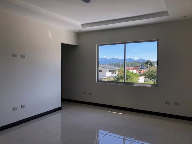 Casa en Condominio Bella Vista Concepción de Tres Ríos ¢110.000.000