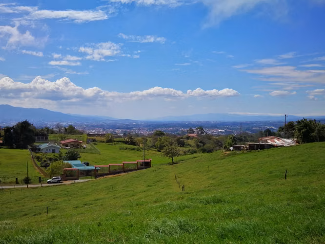 Venta. Lote con al GAM. Vasquez de Coronado, San José