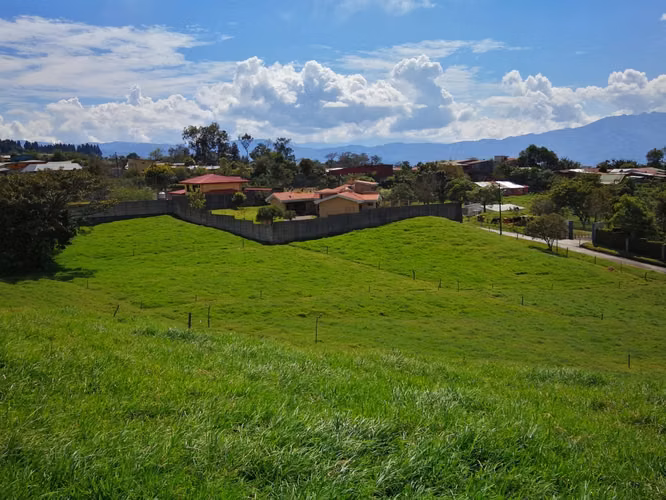 Venta. Lote con al GAM. Vasquez de Coronado, San José
