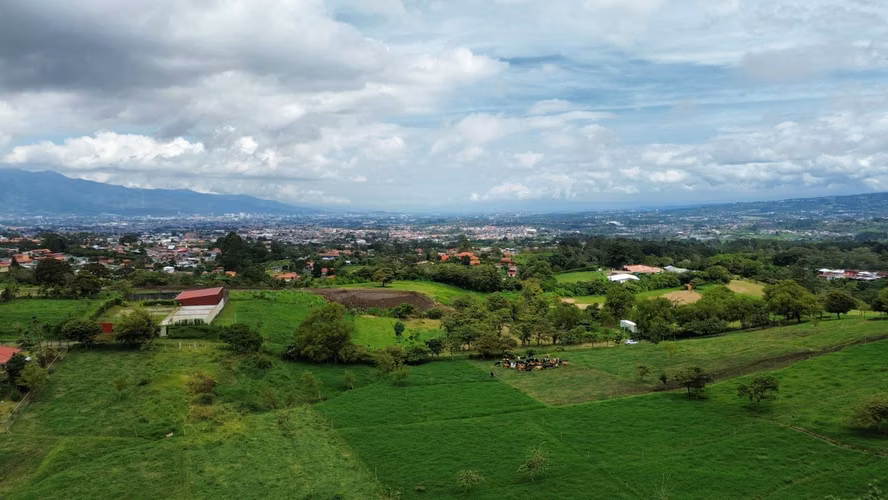 Venta. Lote con al GAM. Vasquez de Coronado, San José