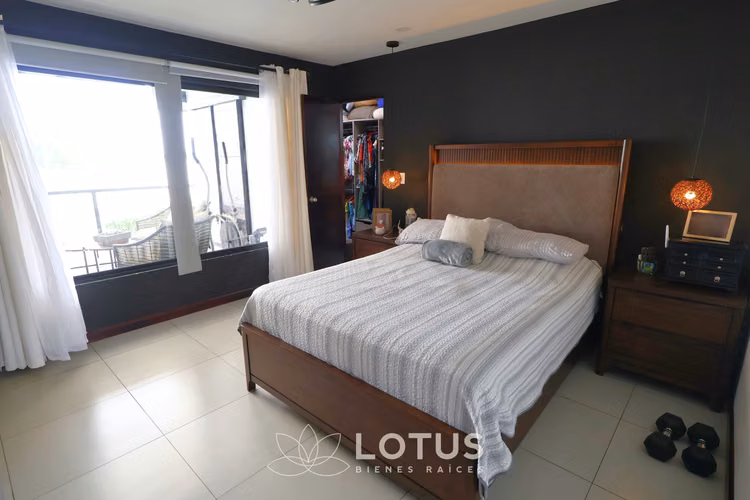 Casa Moderna en Condominio Terralta, Tres Ríos, Cód. AJ042