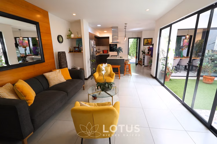 Casa Moderna en Condominio Terralta, Tres Ríos, Cód. AJ042